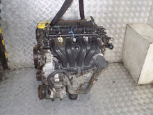 Laden Sie das Bild in den Galerie-Viewer, Motor Hyundai Sonata V G4KC 2.4 162PS 178TKm Benzin Engine Unkomplett