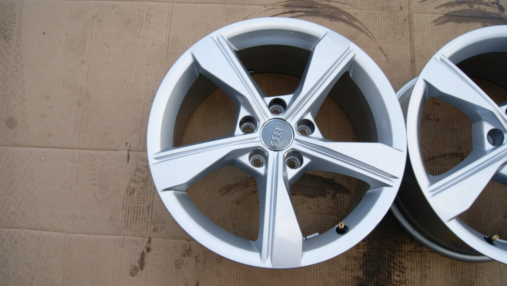 1x Alufelge 17 Zoll 7.5" 5x112 38ET Glanz Silber 8W0601025EH Audi B9 Rim Wheel FEL1873598517he