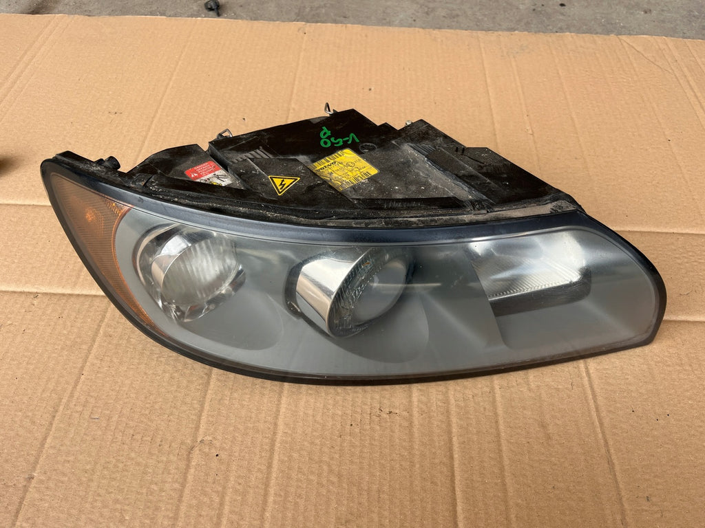 Frontscheinwerfer Volvo V50 30678917 Xenon Rechts Scheinwerfer Headlight SCH6186141818wl