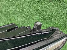 Load image into Gallery viewer, Frontscheinwerfer VW Golf VIII 5H1941005C LED Links Scheinwerfer Headlight SCH6589559994ng