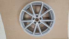 Load image into Gallery viewer, 1x Alufelge 19 Zoll 9.0&quot; 5x112 4H0601025CE Audi A8 A7 Rim Wheel