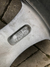 Load image into Gallery viewer, 1x Alufelge 18 Zoll 7.5" 5x114.3 40ET Toyota I Rim Wheel FEL4542141890ao