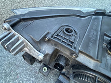 Load image into Gallery viewer, Frontscheinwerfer Seat Leon 5F1941007G Links Scheinwerfer Headlight SCH7336171510uc