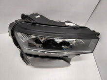 Laden Sie das Bild in den Galerie-Viewer, Frontscheinwerfer Skoda Karoq 57B941010 LED Rechts Scheinwerfer Headlight SCH3334896917uv
