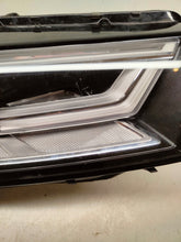 Load image into Gallery viewer, Frontscheinwerfer Audi Q5 80A941034 Rechts Scheinwerfer Headlight
