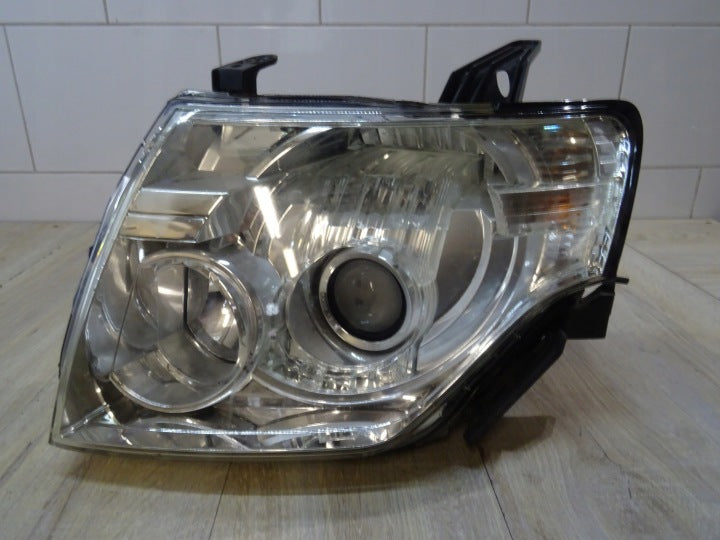 Frontscheinwerfer Mitsubishi Pajero IV 100-87875 Xenon Rechts Headlight SCH8048027567dl