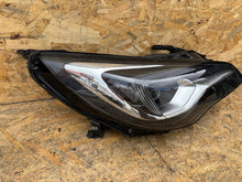 Laden Sie das Bild in den Galerie-Viewer, Frontscheinwerfer Opel Astra 39228806 Rechts Scheinwerfer Headlight SCH1262273793fy