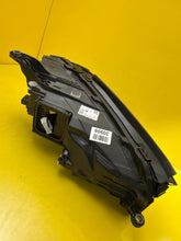 Laden Sie das Bild in den Galerie-Viewer, Frontscheinwerfer Mercedes-Benz Gle A1679068309 LED Links Scheinwerfer Headlight SCH2375741015ru