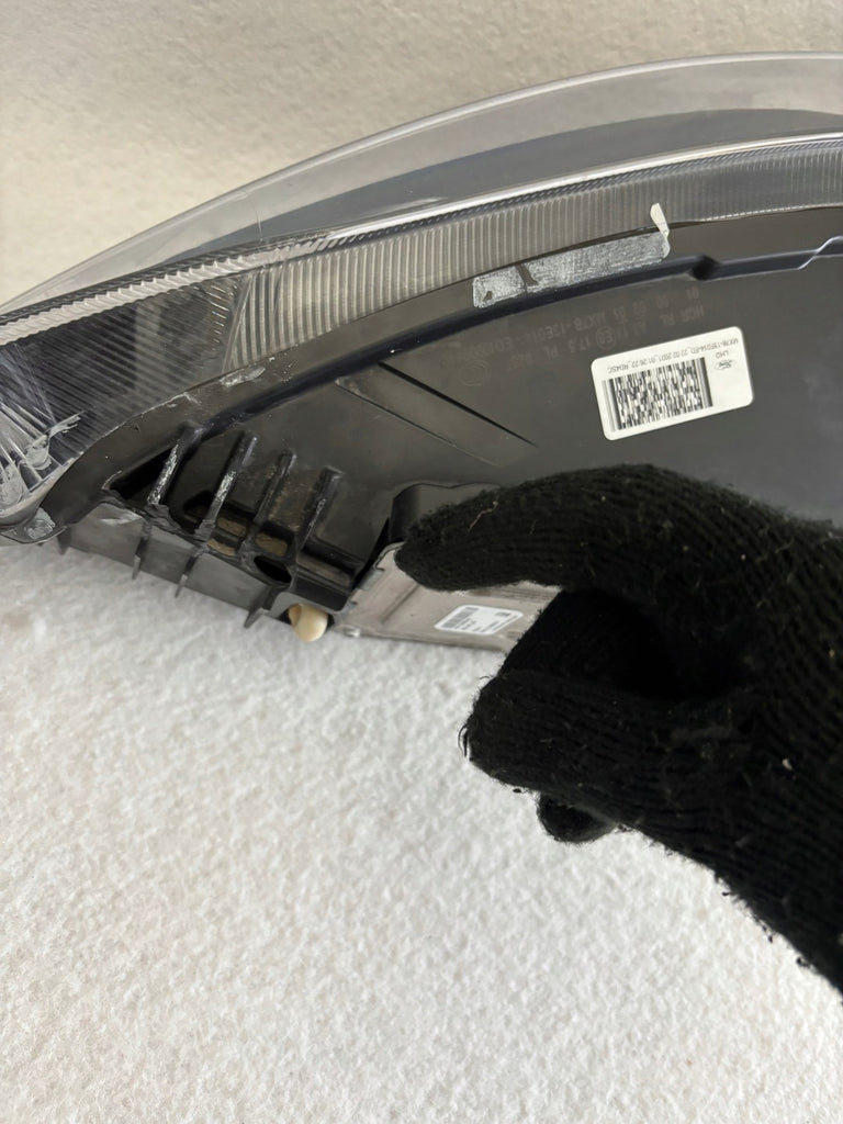Frontscheinwerfer Ford Focus MX7B-13E014-ED Rechts Scheinwerfer Headlight SCH8109125622yy