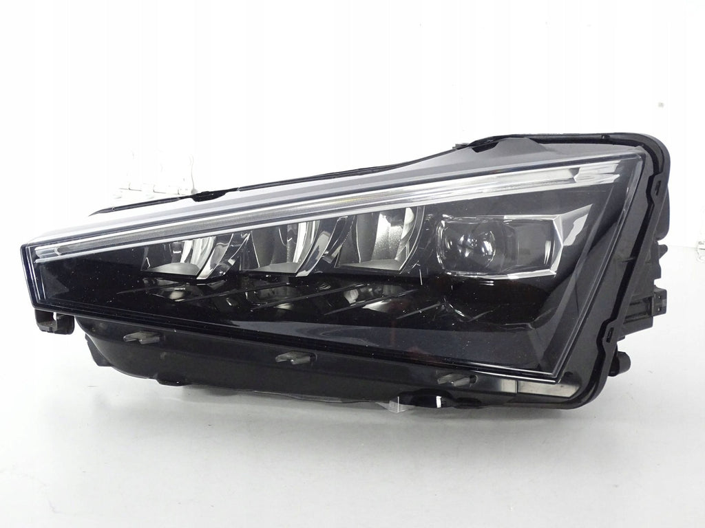 Frontscheinwerfer Skoda Scala 657941015A Links Scheinwerfer Headlight SCH4186576761hg