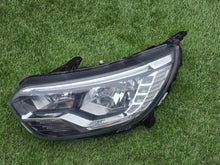 Laden Sie das Bild in den Galerie-Viewer, Frontscheinwerfer Renault Kangoo Express 260600331R Links Scheinwerfer Headlight SCH2809973267rw