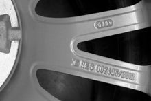 Load image into Gallery viewer, 1x Alufelge 18 Zoll 8.5&quot; 5x112 50ET Glanz Silber 8S0601025 Audi Rim Wheel