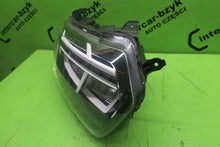 Laden Sie das Bild in den Galerie-Viewer, Frontscheinwerfer Dacia Duster 260106194R LED Rechts Scheinwerfer Headlight