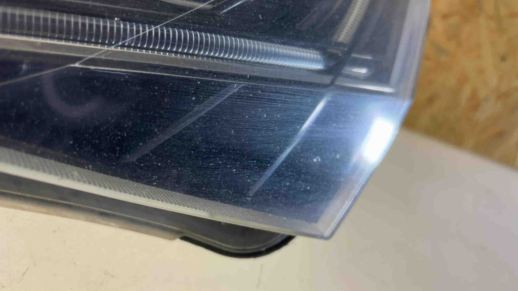 Frontscheinwerfer Skoda Superb I 3V1941015B Ein Stück (Rechts oder Links)