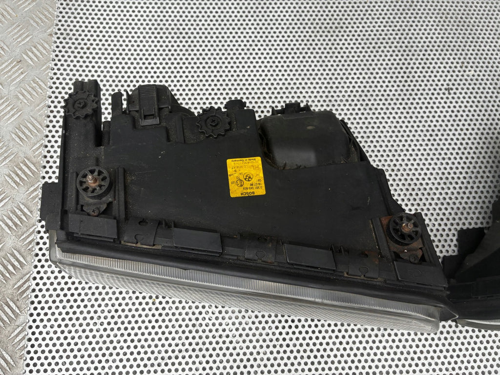 Frontscheinwerfer BMW E38 59-230 94-99R Ein Satz Scheinwerfer Headlight SCH7455891902ll