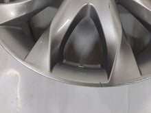 Load image into Gallery viewer, 1x Alufelge 18 Zoll 7.0&quot; 5x114.3 50ET Glanz Silber 9965227080 Mazda Cx5 Cx3