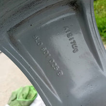 Load image into Gallery viewer, 1x Alufelge 17 Zoll 7.0" 5x112 45ET Glanz Silber 5L0601025B Skoda Yeti Rim Wheel FEL5992117326pv