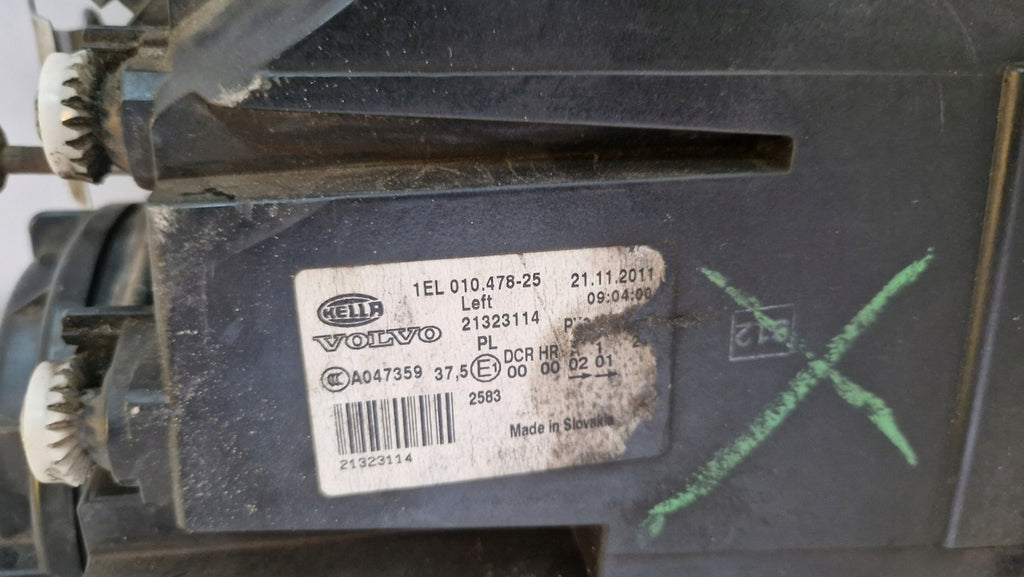 Frontscheinwerfer Volvo 21323114 Links Scheinwerfer Headlight SCH1801962073uj