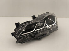 Laden Sie das Bild in den Galerie-Viewer, Frontscheinwerfer Toyota Corolla 81150-02T31-00 Links Scheinwerfer Headlight SCH5913895852wm