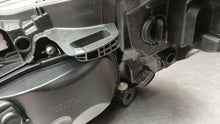 Laden Sie das Bild in den Galerie-Viewer, Frontscheinwerfer Volvo Xc60 89908021 Rechts Scheinwerfer Headlight SCH3279598077ow