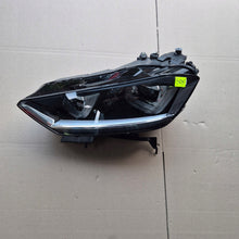Laden Sie das Bild in den Galerie-Viewer, Frontscheinwerfer VW Golf Sportsvan 517941043B Xenon Links Headlight SCH4609456459cr