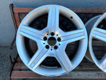 Load image into Gallery viewer, 1x Alufelge 19 Zoll 8.5" 5x112 43ET Glanz Silber A2214012602 Mercedes-Benz W221 FEL7981415487yl