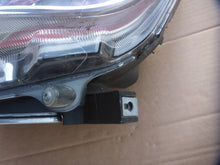 Laden Sie das Bild in den Galerie-Viewer, Frontscheinwerfer Mitsubishi Asx 8301C879 Xenon Links Scheinwerfer Headlight