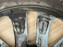 Load image into Gallery viewer, 1x Alufelge 17 Zoll 7.0" 5x112 54ET 5K0601025R VW Golf Touran Rim Wheel FEL2138226494nd