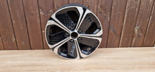 Load image into Gallery viewer, 1x Alufelge 16 Zoll 6.5&quot; 5x114.3 40ET Glanz Schwarz 52910-CR200 Kia Rim Wheel