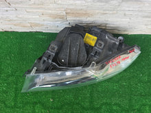 Laden Sie das Bild in den Galerie-Viewer, Frontscheinwerfer BMW 3 E92 7162127 Xenon Links Scheinwerfer Headlight SCH8666773286xl