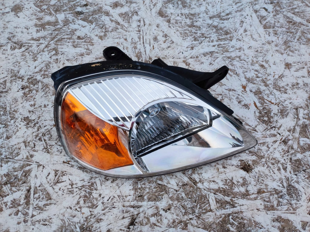 Frontscheinwerfer Kia Rio II 92102FD010 Rechts Scheinwerfer Headlight