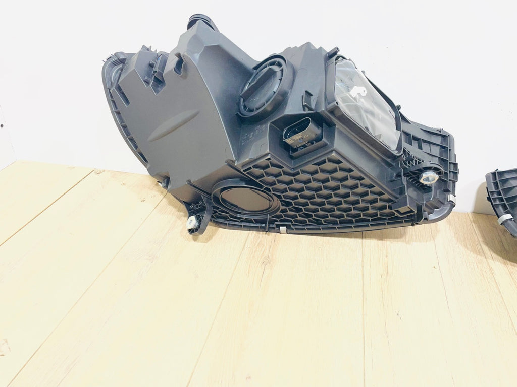 Frontscheinwerfer Mercedes-Benz A2069060903 A2069061003 LED Ein Satz Headlight SCH6397784666ib