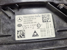 Laden Sie das Bild in den Galerie-Viewer, Frontscheinwerfer Mercedes-Benz W213 A2139068409 LED Rechts Headlight SCH5449306562fj