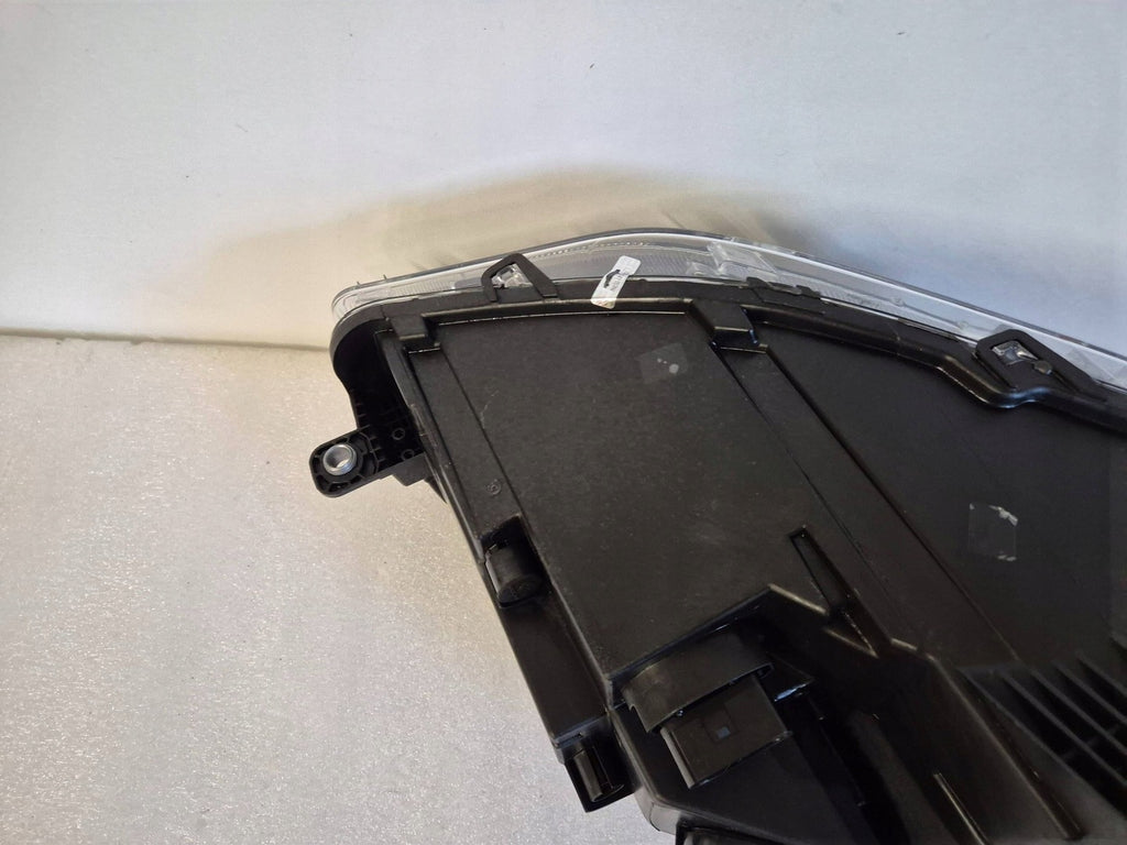 Frontscheinwerfer VW Caddy 2K8941005 Ein Stück (Rechts oder Links) Headlight SCH6047076643rr