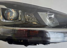 Laden Sie das Bild in den Galerie-Viewer, Frontscheinwerfer VW Golf VII 5G1941034 4G0907697G Xenon Rechts Headlight SCH7634546296jw