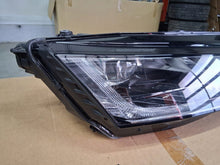 Laden Sie das Bild in den Galerie-Viewer, Frontscheinwerfer Skoda Octavia IV 5E4941016B LED Rechts Scheinwerfer Headlight SCH1620956988zc