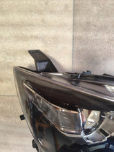 Laden Sie das Bild in den Galerie-Viewer, Frontscheinwerfer Mazda Cx3 Cx-3 D10E-51030 LED Rechts Scheinwerfer Headlight