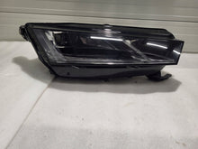 Laden Sie das Bild in den Galerie-Viewer, Frontscheinwerfer Skoda Octavia IV 5E4941016A LED Rechts Scheinwerfer Headlight SCH6655044815rh