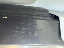 Laden Sie das Bild in den Galerie-Viewer, Kotflügel Mercedes-Benz Gla H247 A2478811200 A2478891700 62-052 Vorne Rechts