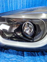 Laden Sie das Bild in den Galerie-Viewer, Frontscheinwerfer Honda Jazz Full LED Links Scheinwerfer Headlight