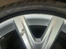 Laden Sie das Bild in den Galerie-Viewer, 4x Alufelge 17 Zoll 6.5" 5x112 39ET Glanz Silber 6856076 Audi Q5 Mini I FEL7499074347gp