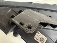 Load image into Gallery viewer, Frontscheinwerfer Hyundai Bayon 92102QQ500 Rechts Scheinwerfer Headlight