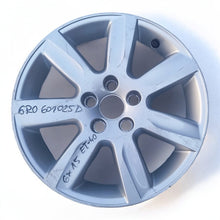 Load image into Gallery viewer, 1x Alufelge 15 Zoll 6.0&quot; 5x112 40ET 6R0601025D VW Polo Rim Wheel