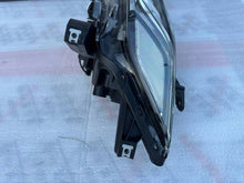 Laden Sie das Bild in den Galerie-Viewer, Frontscheinwerfer Mitsubishi Outlander III ECM921-21E10 LED Links Headlight SCH2318997547yb