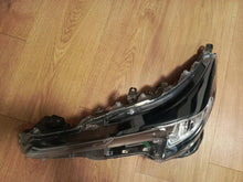 Load image into Gallery viewer, Frontscheinwerfer Toyota Corolla 90154118 2408202300 Rechts oder Links