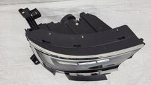 Laden Sie das Bild in den Galerie-Viewer, Frontscheinwerfer Opel Mokka LED Rechts Scheinwerfer Headlight SCH6765425754zi