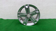 Laden Sie das Bild in den Galerie-Viewer, 1x Alufelge 17 Zoll 7.5" 5x112 47 5ET A2044015502 Mercedes-Benz W204 Rim Wheel FEL2688768895ep