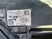 Laden Sie das Bild in den Galerie-Viewer, Frontscheinwerfer Mercedes-Benz Gle A1679065704 LED Rechts oder Links