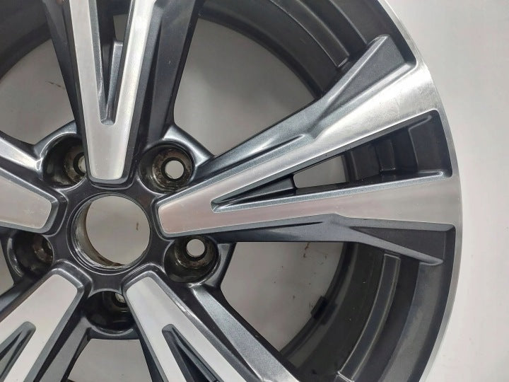 1x Alufelge 18 Zoll 7.0" 5x114.3 40ET Glanz Silber HV03BMB94 Mg Qashqai FEL2642976666xh