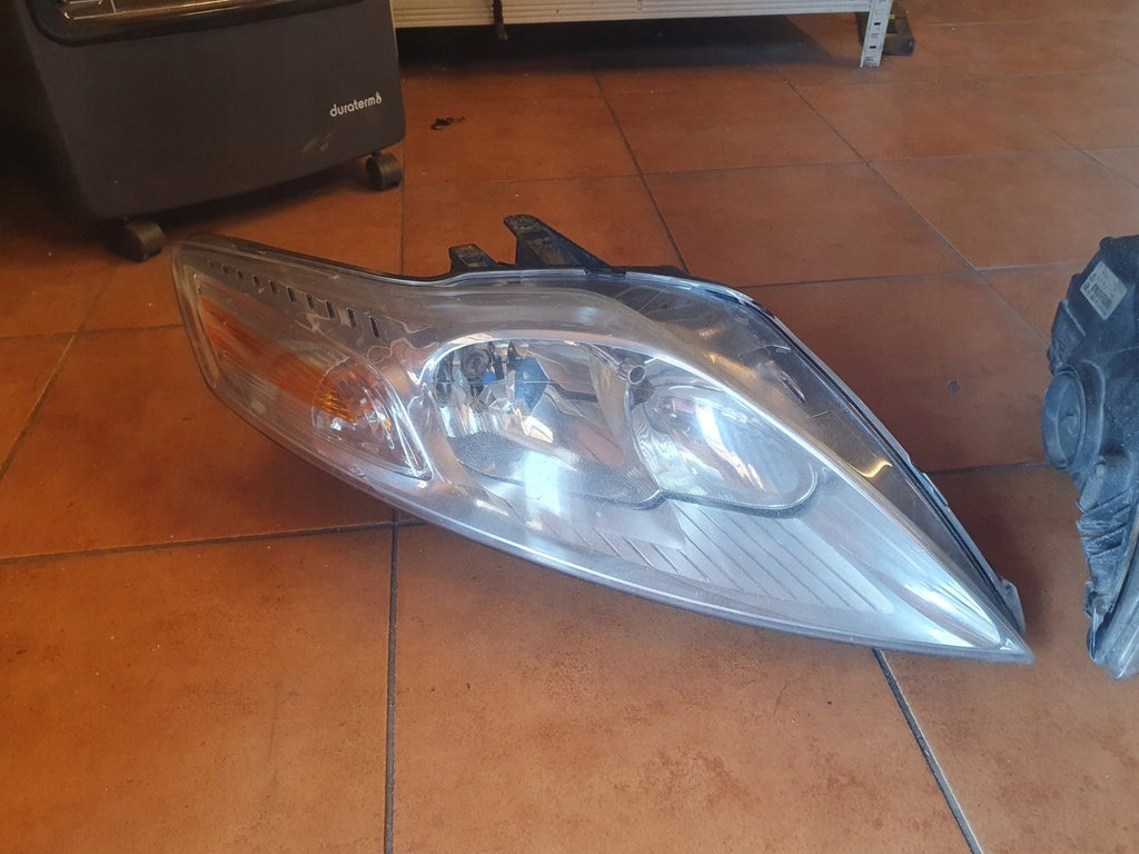 Frontscheinwerfer Ford Mondeo Rechts Scheinwerfer Headlight